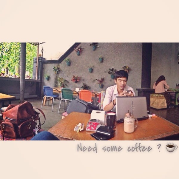1/16/2014にDiana M.がFolks Coffee and Tea Houseで撮った写真