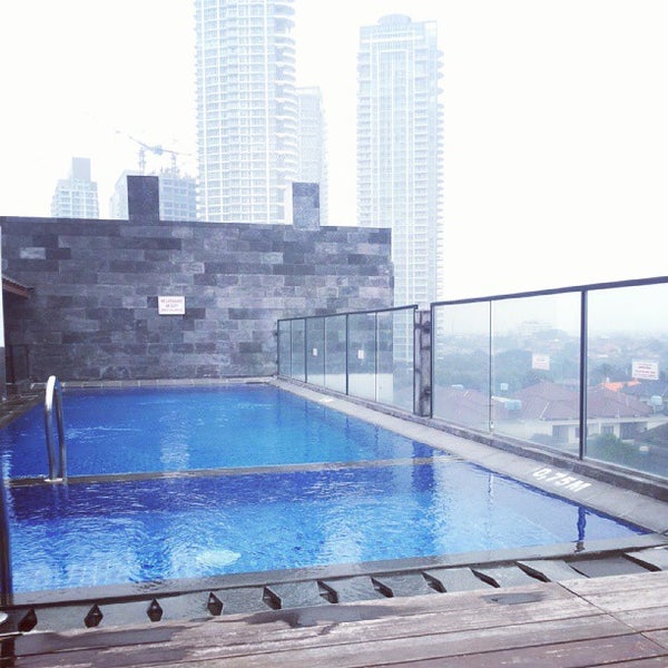 Photo prise au Liberta Hotel Kemang (formerly favehotel Kemang) par arrie o. le7/20/2013