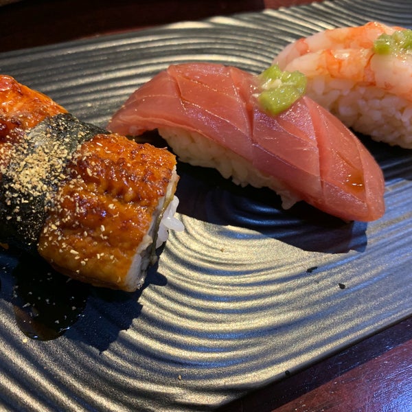 Foto diambil di Sushi Hana oleh Ter T. pada 4/18/2019.