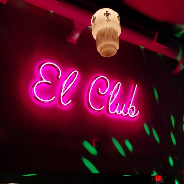 Photo prise au El Club par Sean M. le5/29/2016