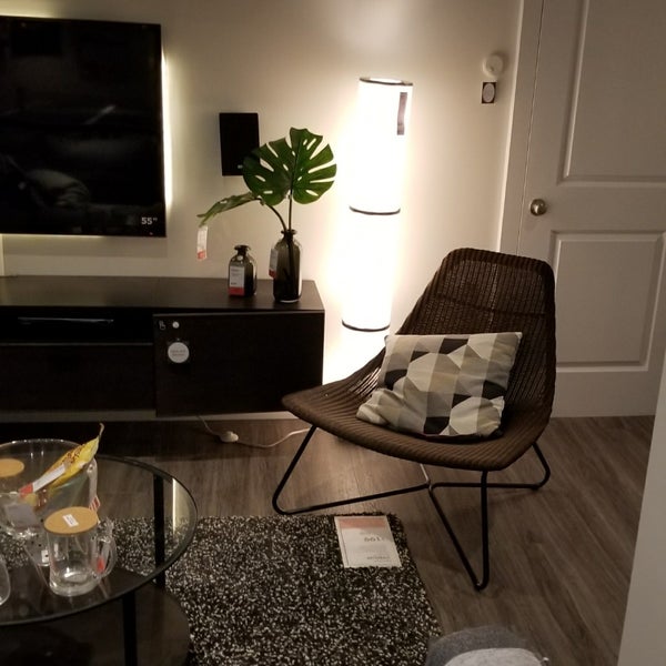 2/4/2018에 Tatiana S.님이 IKEA Winnipeg에서 찍은 사진