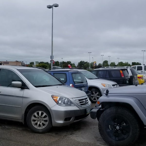 Canadian Tire Auto Service Centre Automotive Repair Shop in Winnipeg