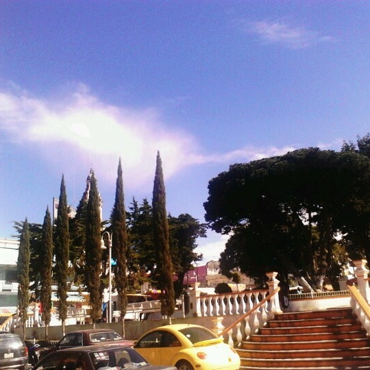 Photo taken at Parque Altotonga by Luis Enrique B. on 10/5/2012