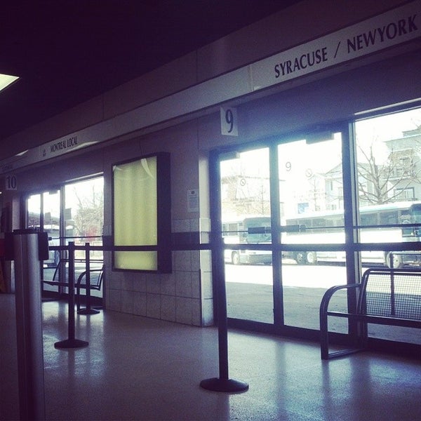 Foto tirada no(a) Ottawa Central Station por Valentín M. em 4/16/2014