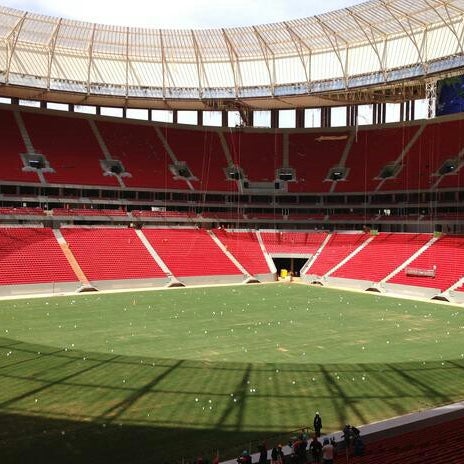 5/26/2013 tarihinde Júnior Fernandes U.ziyaretçi tarafından Estádio Nacional de Brasília Mané Garrincha'de çekilen fotoğraf