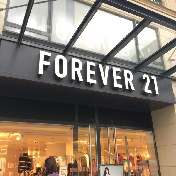 Forever 21 (Now Closed) - Les Halles - Paris, Île-de-France