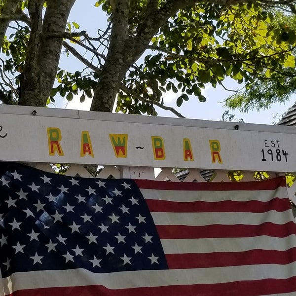 Money Talks Raw Bar