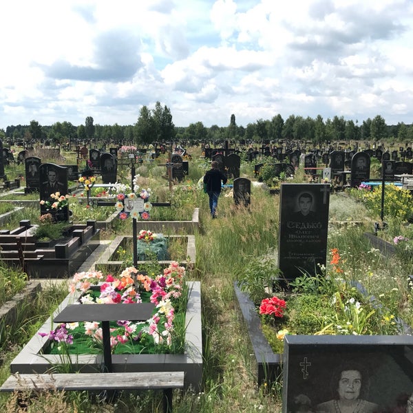 Новое северное кладбище. Новое северное кладбище. Новое кладбище в ростове-на-дону. Северное кладбище пермь. Восточное кладбище пермь.
