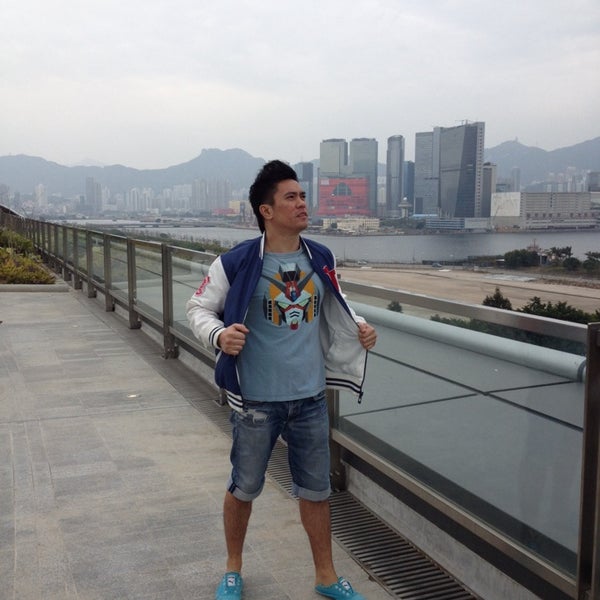 Снимок сделан в Dorsett Kwun Tong, Hong Kong пользователем Jay Mark 2/22/2014