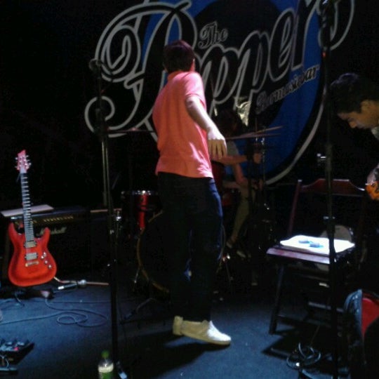 9/21/2012에 Christian B.님이 Peppers에서 찍은 사진