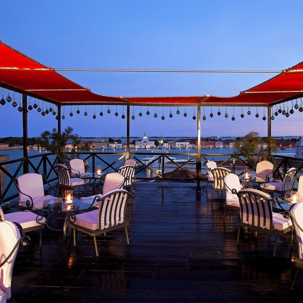 Settimo Cielo a gorgeous 7th-floor lounge, offers a delightful breakfast and spectacular terrace with breathtaking views of the city and lagoon.