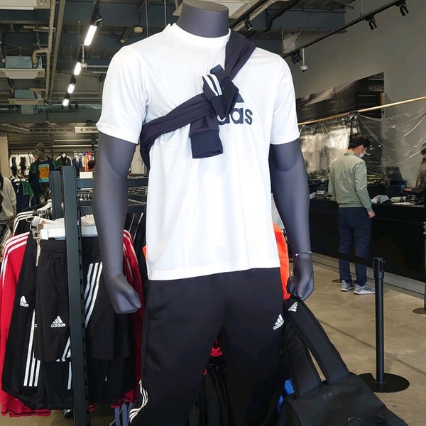 Adidas 土岐プレミアムアウトレット店 スポーツ用品店