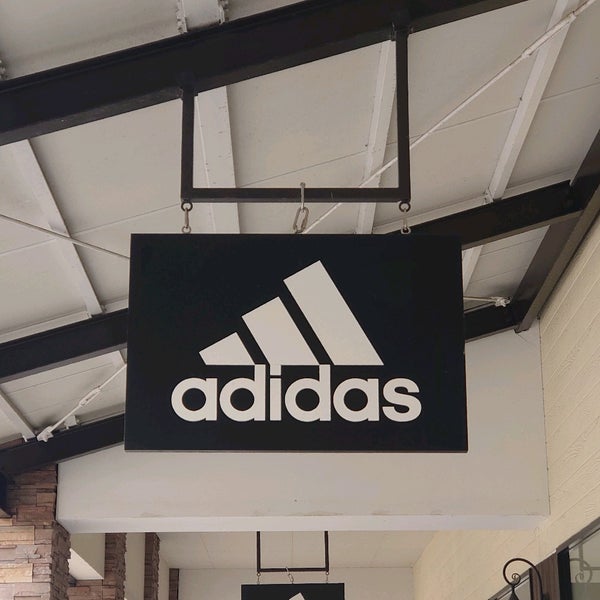 Adidas 土岐プレミアムアウトレット店 Tienda De Articulos Deportivos