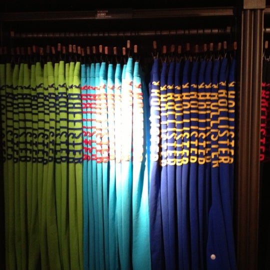 Photos At Hollister Co Clothing Store In Hamburg