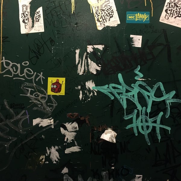11/8/2019 tarihinde Ric K.ziyaretçi tarafından Nuyorican Poets Cafe'de çekilen fotoğraf