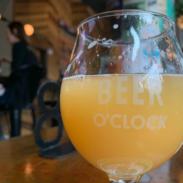 Photo taken at Beer O&#39;Clock by Alex W. on 2/16/2019