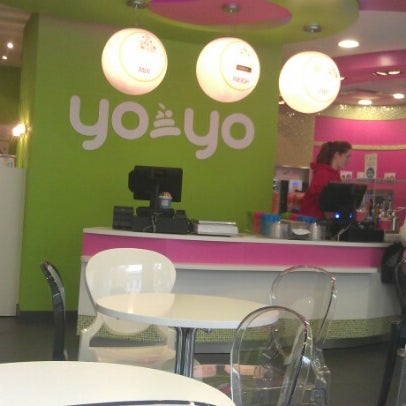 Лайка кафе. Кафе лайки. Кафе лайка спб фото снаружи. Кафе лайки магадан. Лайка кафе.