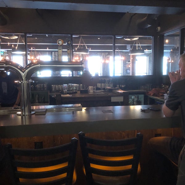 6/6/2018에 Paul Ambrose L.님이 Big Rock Urban Brewery &amp; Eatery에서 찍은 사진
