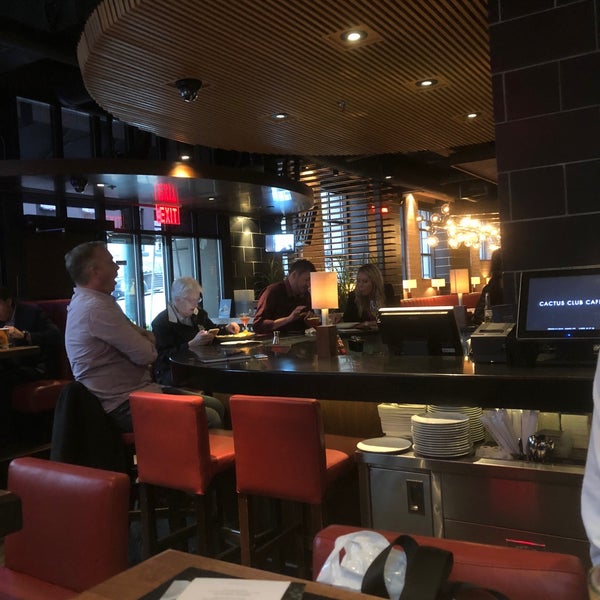 10/27/2018にPaul Ambrose L.がCactus Club Cafeで撮った写真