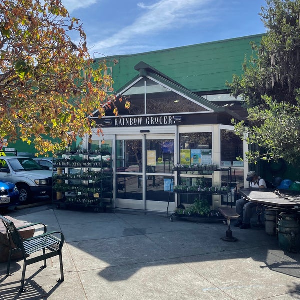 Photo taken at Rainbow Grocery Cooperative by Paul Ambrose L. on 10/17/2022