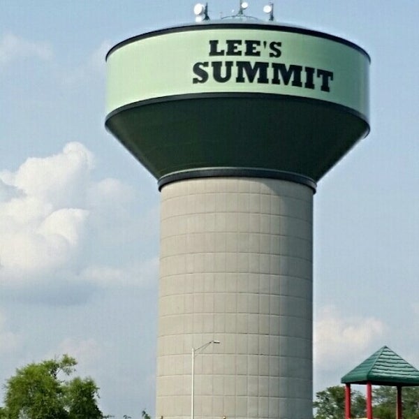Water Tower - North Lee's Summit - NE Lakewood Way