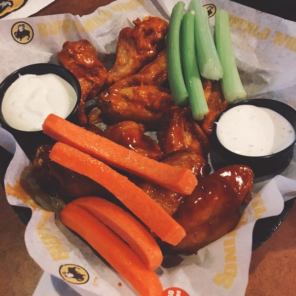 Buffalo Wild Wings Downtown New Haven 16 tips