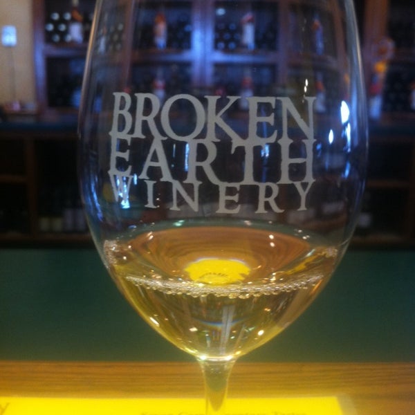 Photo taken at Broken Earth Winery by Ballz B. on 2/21/2014