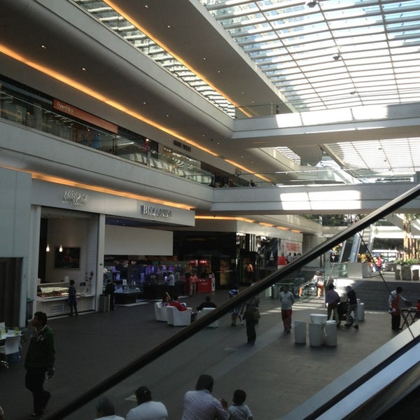 Photos at Reforma 222 - Shopping Mall in Mexico City, DF