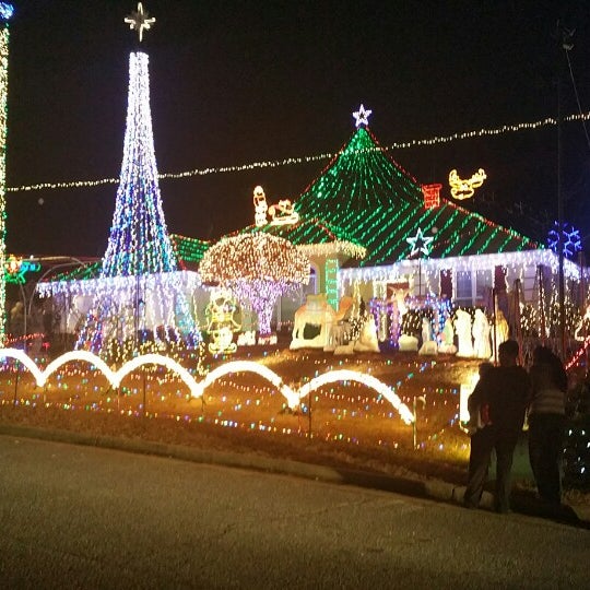 House That Are Decorated With Christmas Lights That Are Open To The Public In Columbus Ga For 2022 Ludy Christmas Spectacular - 5784 Ironstone Dr