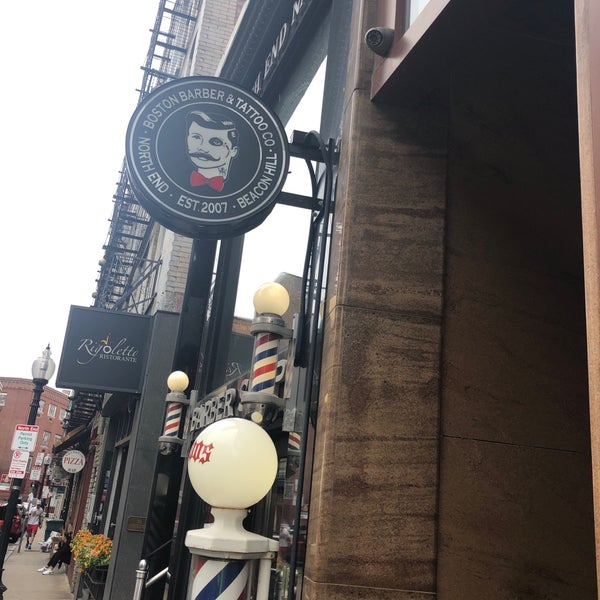 Photo prise au Boston Barber &amp; Tattoo Co. par Paulie S. le6/21/2019