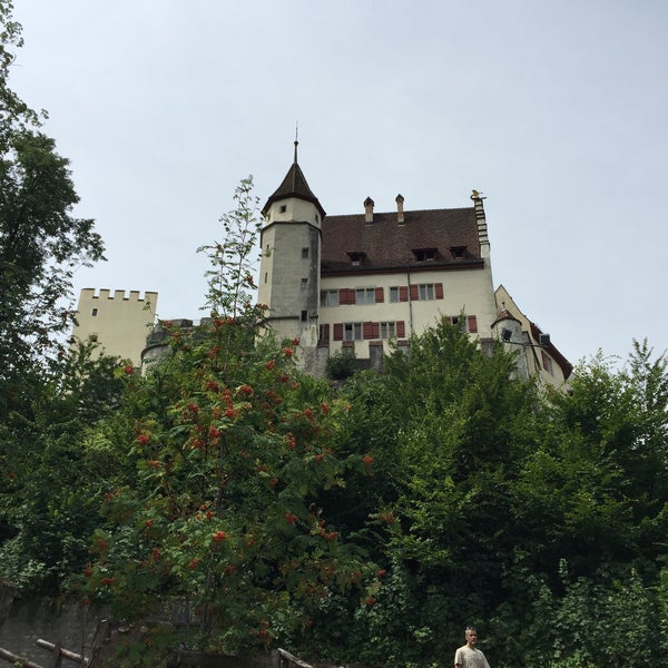 Das Foto wurde bei Schloss Lenzburg von Guido O. am 7/26/2015 aufgenommen