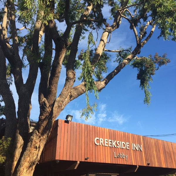 Foto tirada no(a) Creekside Inn por Guido O. em 11/7/2015