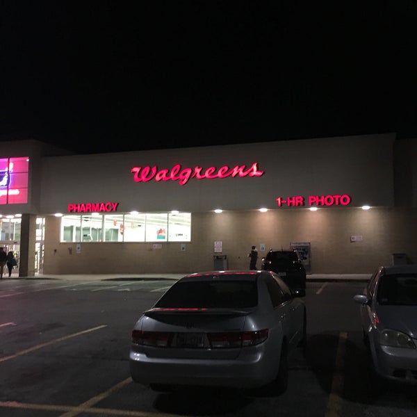 Walgreens 921 Henderson St