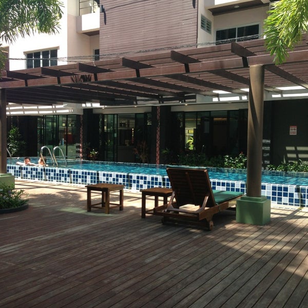 รูปภาพถ่ายที่ Andakira Hotel Phuket โดย Igor R. เมื่อ 3/3/2013