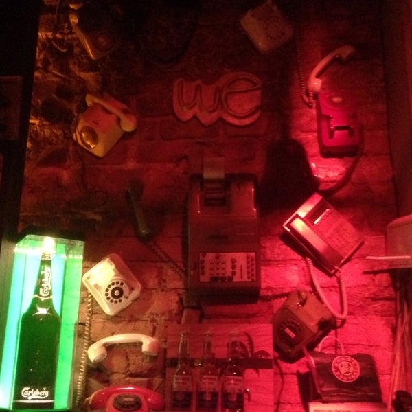 รูปภาพถ่ายที่ We Cafe Bar โดย Deniz Ü. เมื่อ 11/21/2014