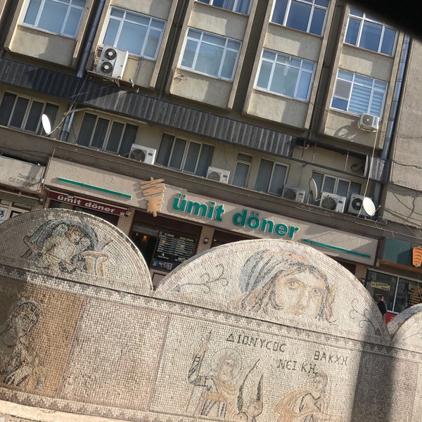 1/29/2018にA.VOLKAN KARALARがÜmit Döner Maarif Şubesiで撮った写真