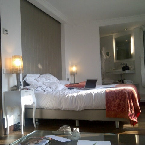7/18/2013에 Serge D.님이 Hotel Hospes Madrid에서 찍은 사진