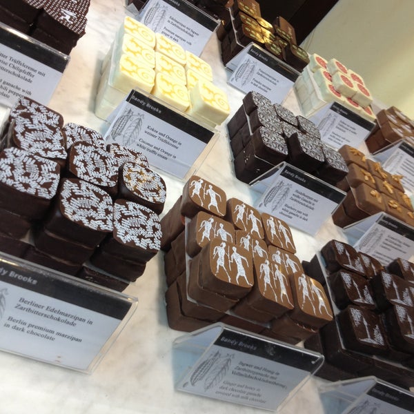 Bandy Brooks Ice Cream Parlor in Dorotheenstadt