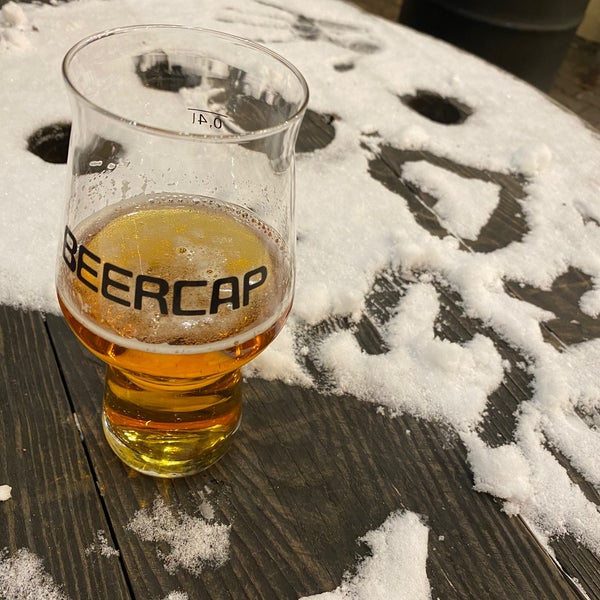 Photo taken at BeerCap Barshop by Pavel S. on 3/14/2020