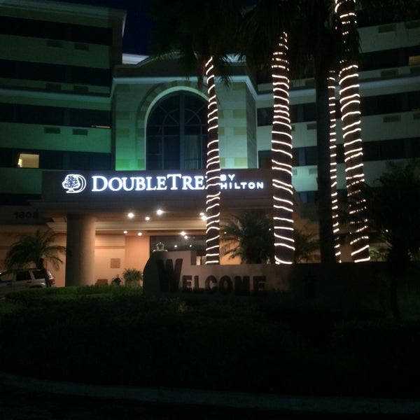 Photo taken at DoubleTree by Hilton Hotel West Palm Beach Airport by Daniel on 8/1/2014