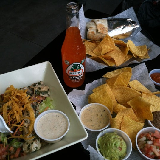Photo taken at Fresco Mexican Grill &amp; Salsa Bar by Miss Muppet on 12/26/2012