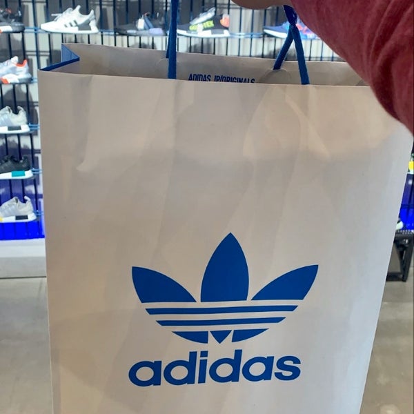 Adidas Originals Shop Sporting Goods Shop In 江東区 Adidas Originals Shop Sporting Goods Shop In 江東区