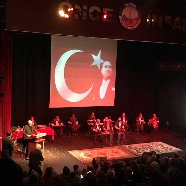 Снимок сделан в Barış Manço Kültür Merkezi пользователем Doğanay 12/27/2019