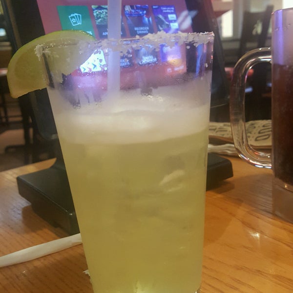 Photo taken at Chili&#39;s Grill &amp; Bar by Becky S. on 2/28/2017