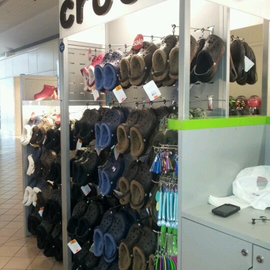 crocs eagan outlet