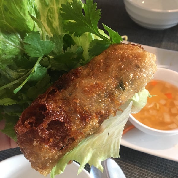 11/6/2017 tarihinde Vyziyaretçi tarafından Viet Nam Restaurante'de çekilen fotoğraf