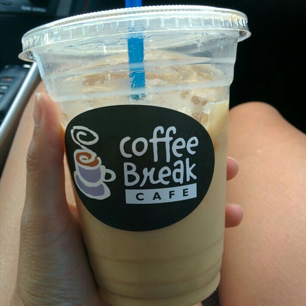 Foto tirada no(a) Coffee Break Cafe por Vy em 8/30/2015