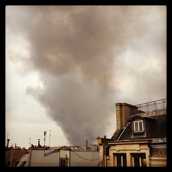 2/22/2013 tarihinde Julien R.ziyaretçi tarafından DDB Paris'de çekilen fotoğraf