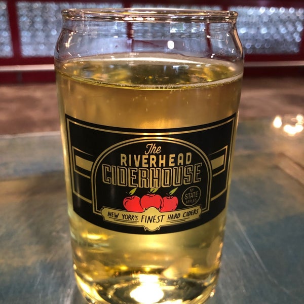 Photo taken at The Riverhead Ciderhouse by Chuck on 7/24/2019
