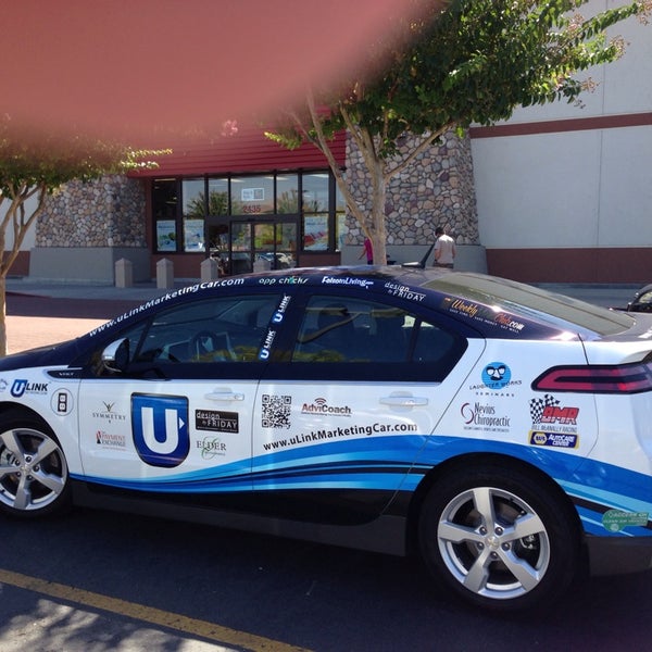 Staples Folsom'da Ofis Gereçleri Mağazası